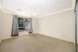 Unit 1/14 Debra Anne Dr, Bateau Bay NSW 2261, Australia