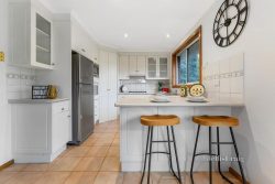 9 Eric Ct, Wheelers Hill VIC 3150, Australia