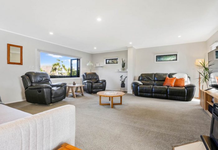 12 Ferry Parade, Herald Island, Waitakere City, Auckland, 0618, New Zealand