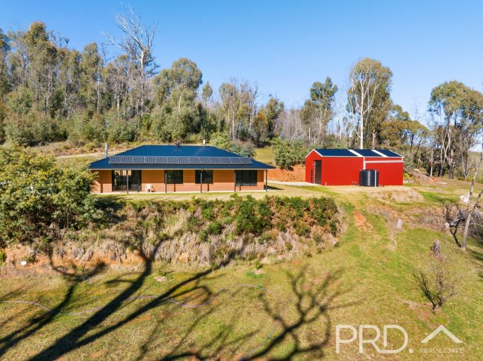 16 Golden Grove Rd Batlow NSW 2730, Australia