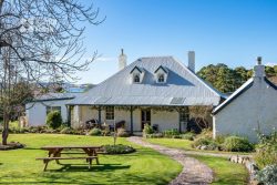 33 Walpole St, Orford TAS 7190, Australia