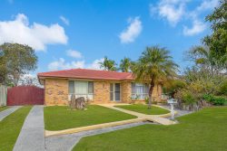 49 Mayfair Dr Browns Plains QLD 4118, Australia