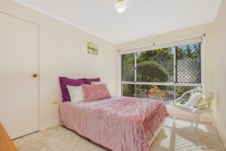 49 Mayfair Dr Browns Plains QLD 4118, Australia