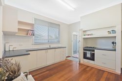 1/25 Melbourne St, St James WA 6102, Australia