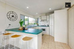 22 Mount Lebanon Crescent, The Gardens, Manukau City, Auckland, 2105, New Zealand