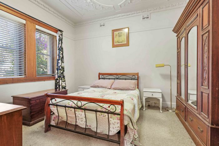 15 East St, Bardwell Valley NSW 2207, Australia