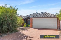 27 Hidcote Turn, Aubin Grove WA 6164, Australia