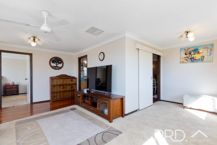 11 Snubba Cres Tumut NSW 2720, Australia