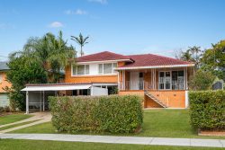 10 Mirragin St, Chermside West QLD 4032, Australia