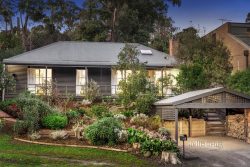 7 Walhalla Dr, Ringwood East VIC 3135, Australia