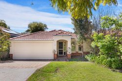 24 Crawshaw Cres, Manning WA 6152, Australia