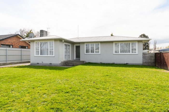 25 Ruamahanga Crescent, Terrace End, Palmerston North, Manawatu / Whanganui, 4410, New Zealand