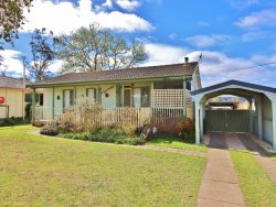 8 Emblen St, Eden NSW 2551, Australia