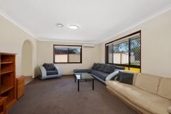 46 Estramina Rd, Regents Park QLD 4118, Australia