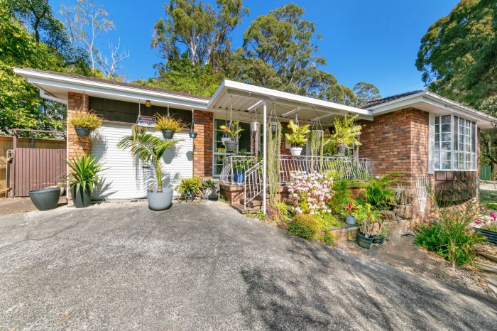 77 Greenhaven Dr, Umina Beach NSW 2257, Australia