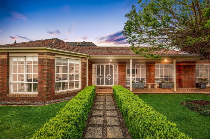 1 Mary Ct, Croydon North VIC 3136, Australia