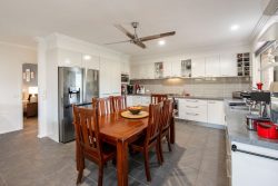 42 Rowley La, Bethanga VIC 3691, Australia