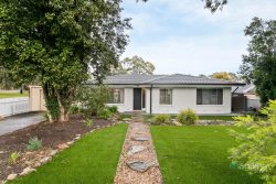 17 Jennifer Dr, Happy Valley SA 5159, Australia