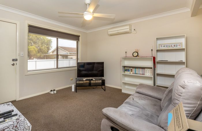 Unit 1/423 Griffith Rd, Lavington NSW 2641, Australia