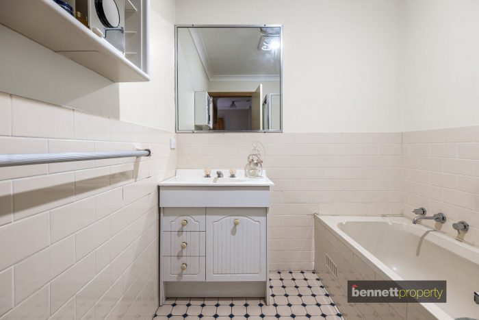 Unit 4/19 Charles St Brunswick VIC 3056, Australia