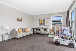 105 Endeavour Drive, Whitby, Porirua, Wellington, 5024, New Zealand