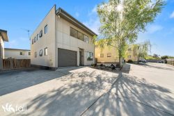 Unit 3/4 Higson St, Midway Point TAS 7171, Australia