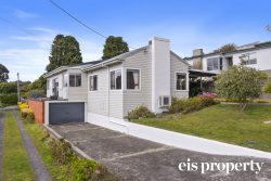 28 Hillborough Rd, South Hobart TAS 7004, Australia