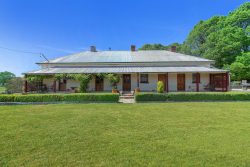 142 Bowning Rd, Bowning NSW 2582, Australia