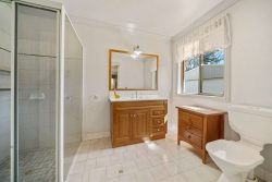 8 Ironbark Ct, Highfields QLD 4352, Australia