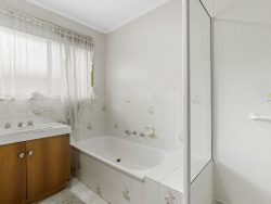 Unit 5/8-10 Marsh St, New Town TAS 7008, Australia