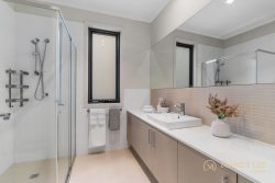 29 Solferino Close Mount Waverley VIC 3149, Australia