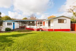 21 Saint Albans Avenue, Hokowhitu, Palmerston North, Manawatu / Whanganui, 4410, New Zealand