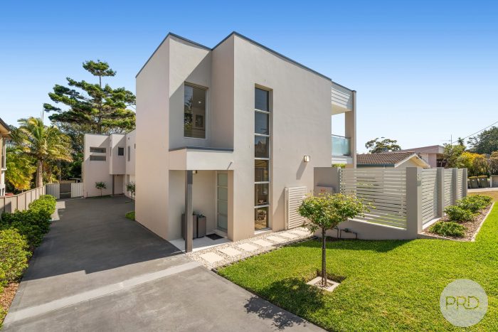 Unit 1/9 Bent St, Fingal Bay NSW 2315, Australia