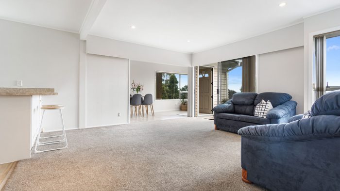 2/67 Brigantine Drive, Beach Haven, North Shore City, Auckland, 0626, New Zealand