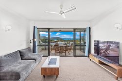 26/2 Eshelby Dr, Cannonvale QLD 4802, Australia