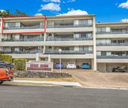 26/2 Eshelby Dr, Cannonvale QLD 4802, Australia