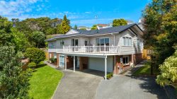 18 Murano Place, Chatswood, North Shore City, Auckland, 0626, New Zealand