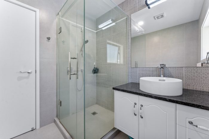 18 Murano Place, Chatswood, North Shore City, Auckland, 0626, New Zealand