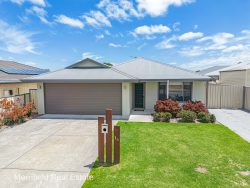 15 Kitcher Parade, McKail WA 6330, Australia