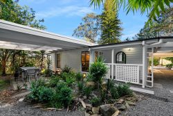 4 Awaba St, Lisarow NSW 2250, Australia