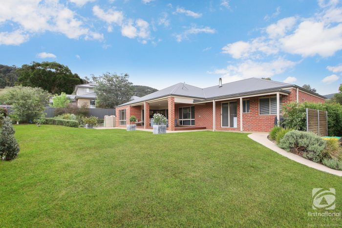 13 Connel St, Yackandandah VIC 3749, Australia