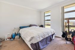 5 Kirra Rd, Morisset NSW 2264, Australia