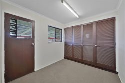 16 Marshall St, Avenell Heights QLD 4670, Australia