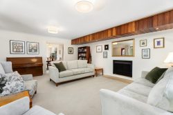 21 Government Rd, Shoal Bay NSW 2315, Australia