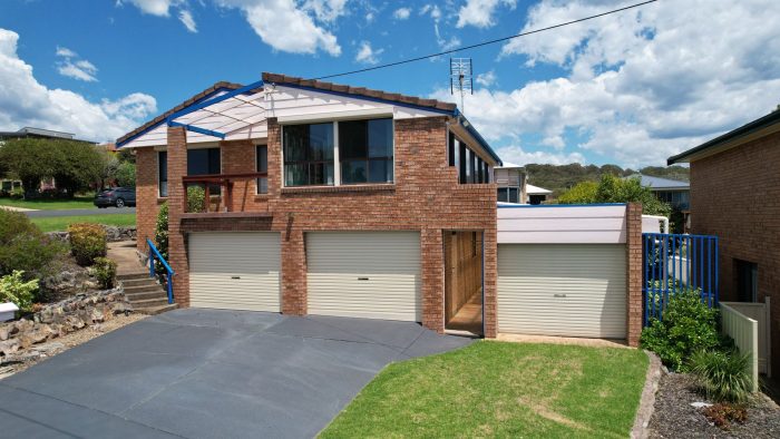 35 Hillside Cres, Kianga NSW 2546, Australia