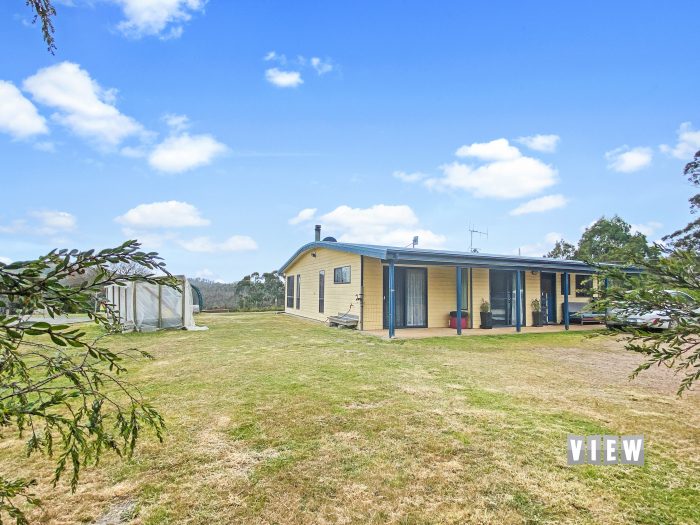 265 Medeas Cove Rd, Saint Helens TAS 7216, Australia