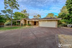 10 Honeytree Pl, Falcon WA 6210, Australia