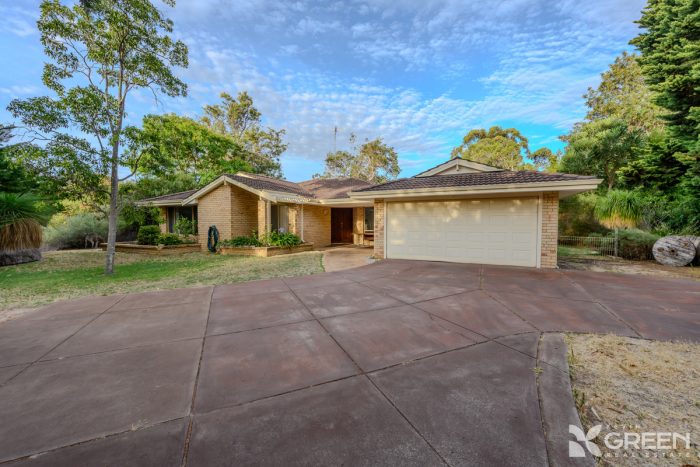 10 Honeytree Pl, Falcon WA 6210, Australia