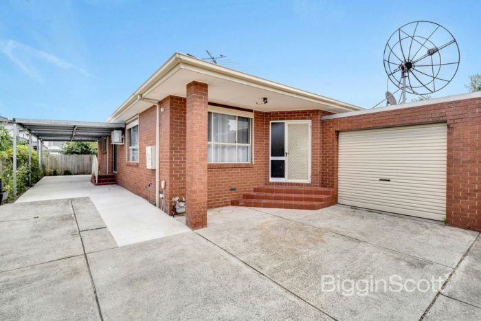 Unit 2/18 Whitworth Ave, Springvale VIC 3171, Australia