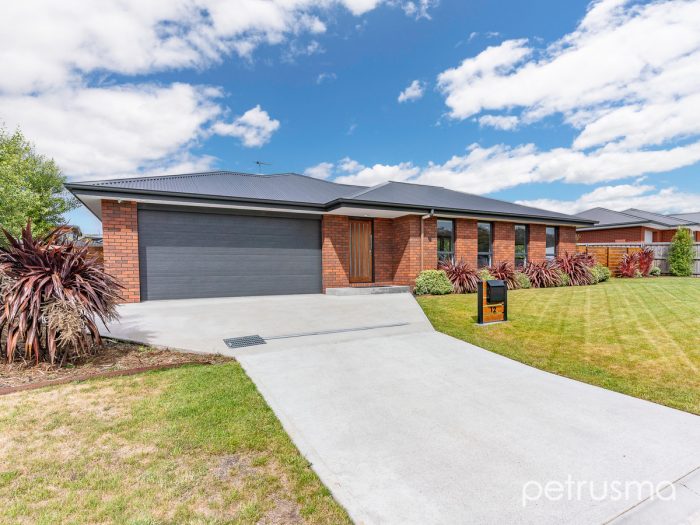 12 Jardinelle Rd, Rokeby TAS 7019, Australia